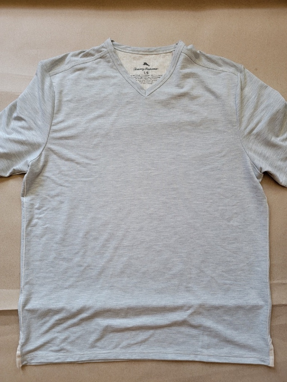 Tommy Bahama EcoVero V‑Neck Tee – Large – Light Gray – Like New ($95 Retail)